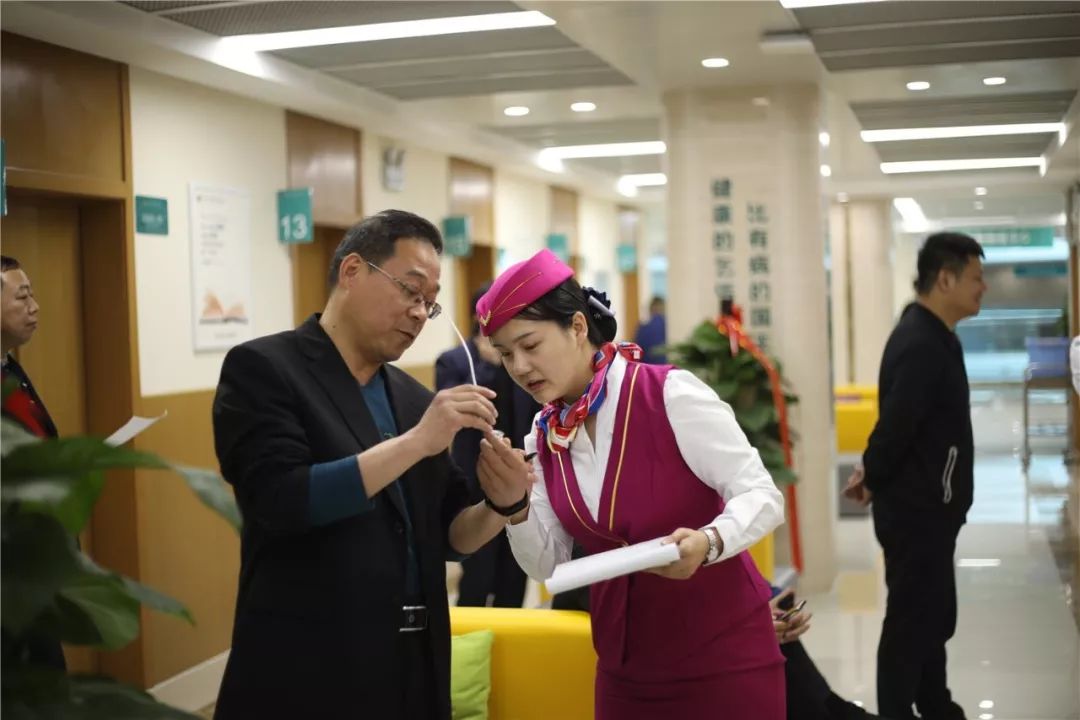 景德镇24小时套医保卡(北京医保卡使用指南)